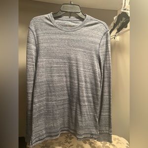 Men’s American Eagle long sleeve thermal shirt- M